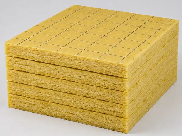 Vacuum compressed glass wool loaded into export containers